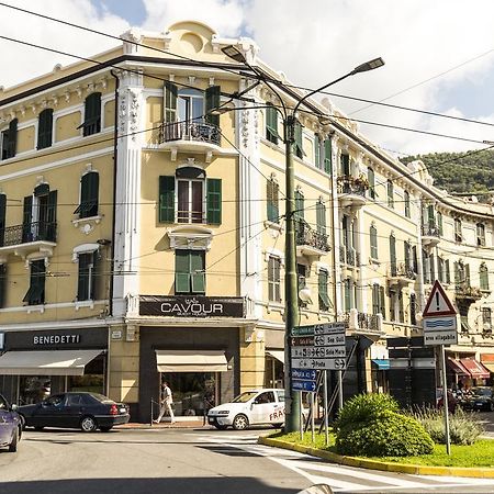 Cavour Guest House Вентимилья Экстерьер фото