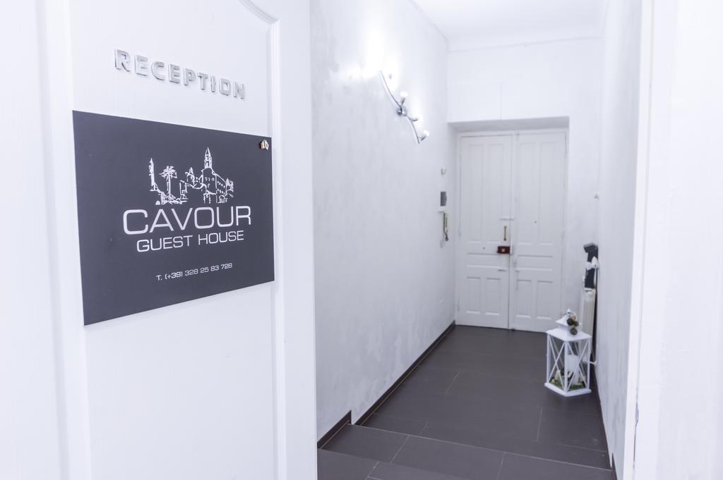 Cavour Guest House Вентимилья Экстерьер фото