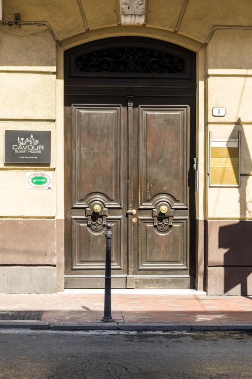 Cavour Guest House Вентимилья Экстерьер фото